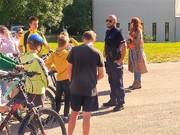 Dzieci podczas egzaminu na kartę rowerową