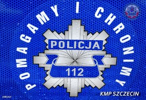 Granatowe logo Policji z napisem wokół &quot;Pomagamy i chronimy&quot;.