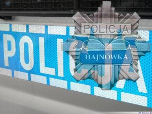 Zdjęcie przedstawiające logo Policji w Hajnówce