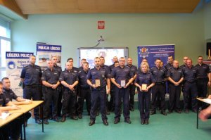Zdjęcie przedstawiające policjantów laureatów konkursu