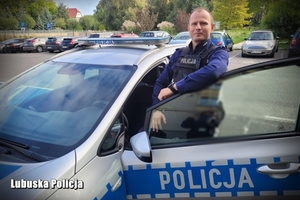 Dzielnicowy z Komisariatu I Policji w Zielonej Górze sierżant sztabowy Mariusz Kowalski