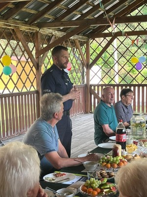 Dzielnicowy na spotkaniu z seniorami