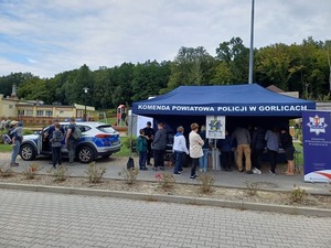 Piknik profilaktyczny  z udziałem gorlickich policjantów
