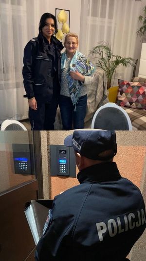 Policjantka obejmująca starszą kobietę wewnątrz mieszkania